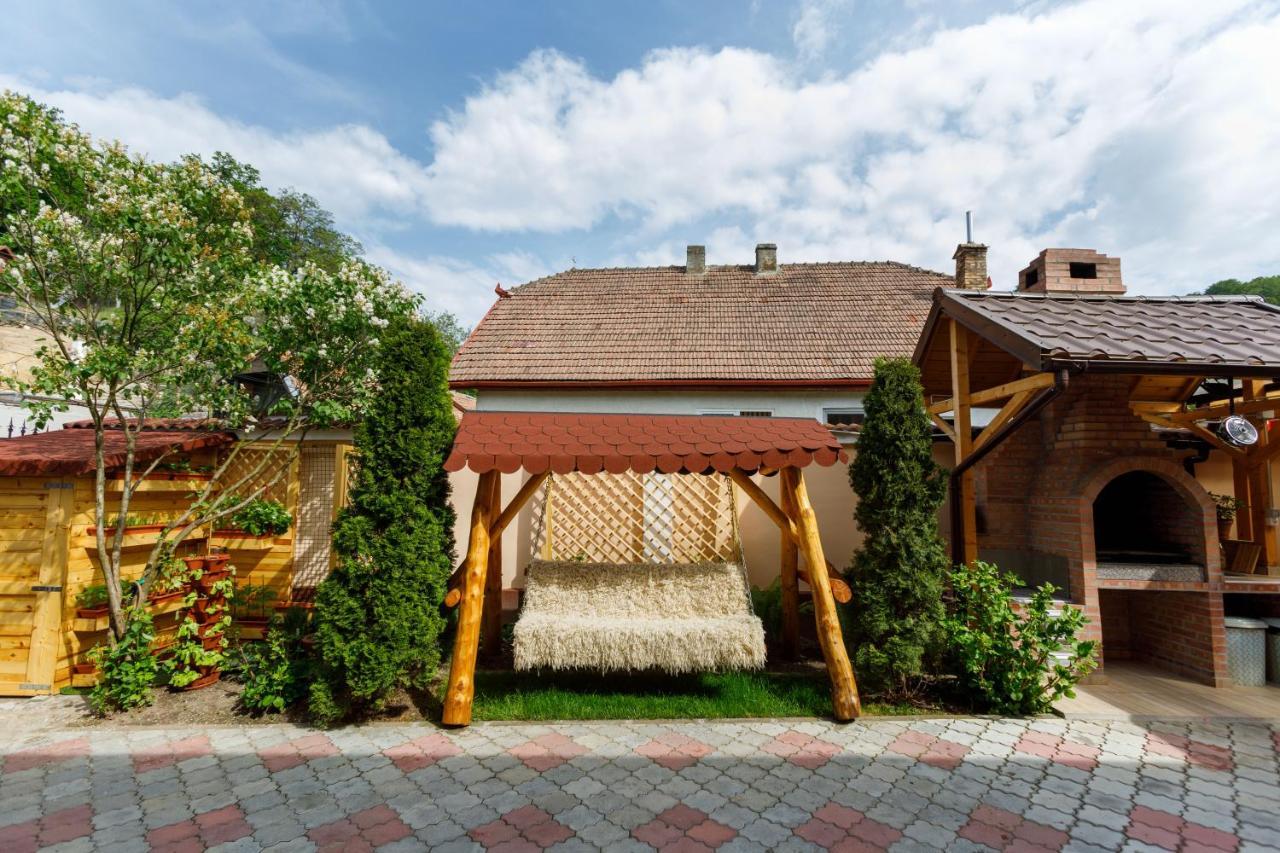 Casa Dacica Hotel Rîşnov Buitenkant foto