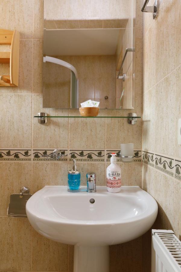 Casa Dacica Hotel Rîşnov Buitenkant foto