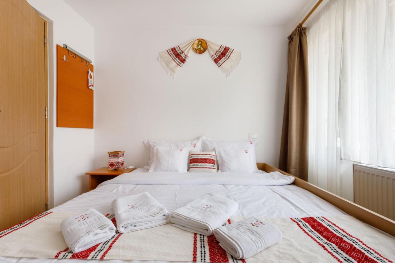 Casa Dacica Hotel Rîşnov Buitenkant foto